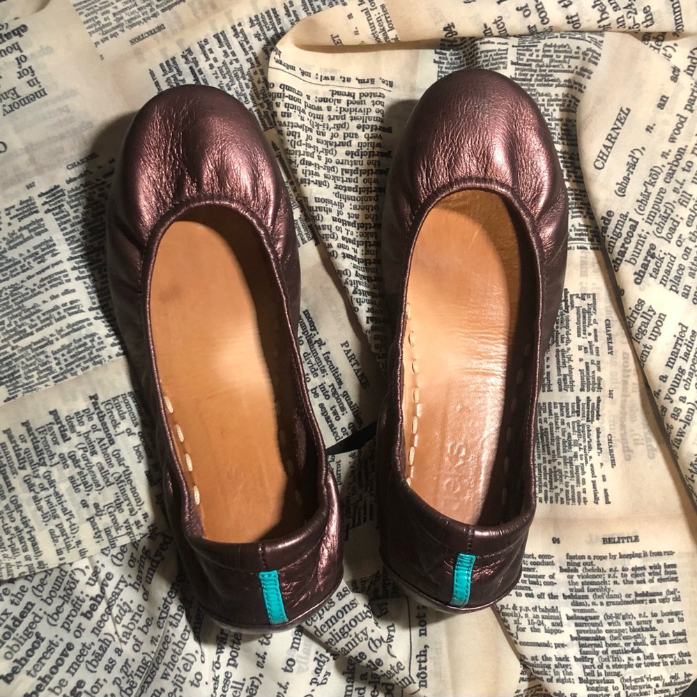 Tieks Raspberry Truffle Size 7